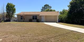 3 bedroom 2 bath 1 Car Garage Single Family Home Gallery 3