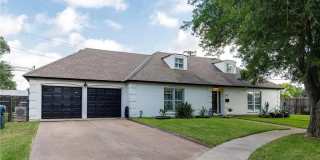 202 Dolphin Place Gallery 1