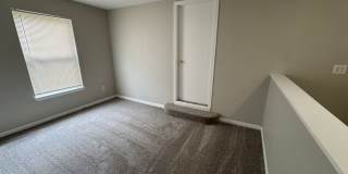 Lawrence-Fort Ben-Oaklandon 3 Bedroom and 2.5 Bathroom Gallery 14