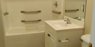 824 Howell Trce Gallery 1