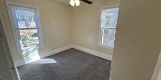 3 Bedroom, 1 Bathroom Single Family House Downtown Gallery 21