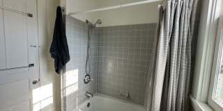 Fully Furnished 3 Bedroom Historic Home in Minneapolis Gallery 14