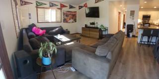 9 bed, 6 bath home that's a stone's throw to Grand Ave entrance Gallery 1