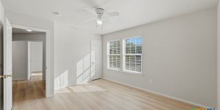 821 Benning Gallery 24