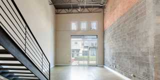 Cool and modern urban loft in Uptown Charlotte! Gallery 17