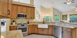 15910 Lindbergh Lane Gallery 10