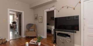 949 Hoyne Gallery 10