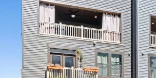 Luxurious 3 Bed 2.5 Bath Townhome In Beautiful Foster's Glen Gallery 33