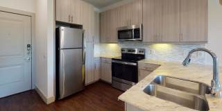 The Canal Gallery 16