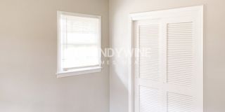 2336 Columbia Woods Court Gallery 21