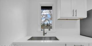 23108 Pilgrim Avenue Gallery 10