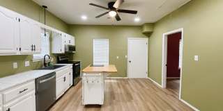 Beautiful 2 bedroom in Collinsville Gallery 6