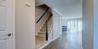 16 Gloucester Court Gallery 3
