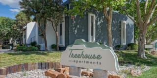 Treehouse Apartments Gallery 50