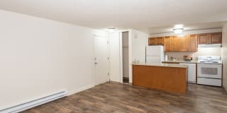 Creekside Commons Gallery 3