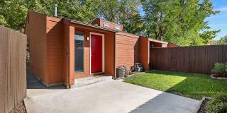 Super Cute North End Place with Garage and Backyard! Gallery 1