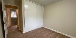Large: 4 Bedroom 2.5 Bath Home Gallery 20