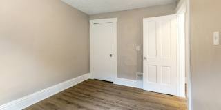 2005 Aberdeen Ave Gallery 27