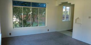 Rent Ready --- Pending approved tenant Gallery 9