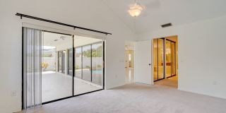 Luxurious 3 Bedroom Oasis with Pool and Beach Access AVAILABLE NOW! Gallery 19
