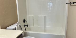 Beautiful home located in the Waterstone area! NO PETS! Gallery 14