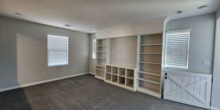 Beautifully renovated, cul-de-sac, Mesa Park adjacent home in Summerlin. Gallery 38