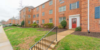 1718 W ABINGDON Drive Gallery 4