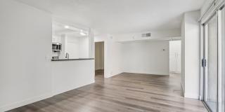 339 S. Ardmore Gallery 23