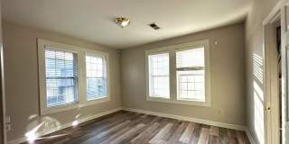 RHODES AREA 4 Bedroom /2.5 Bath House! Gorgeous New Floors Gallery 13