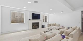 155 N Southmoor Dr Gallery 10