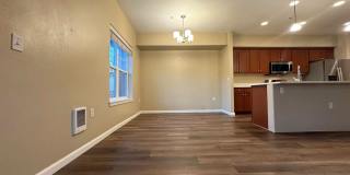 Cozy 1 Bedroom Condo!! Move In Ready! Gallery 7