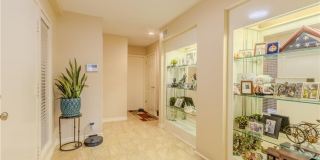 Beautifully renovated courtyard townhome in the heart of Corpus Christi Gallery 25