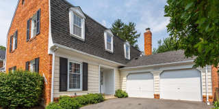 10239 GAINSBOROUGH Road Gallery 1