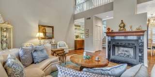 LUXURY 3-BEDROOM TOWNHOME IN ALAMO HEIGHTS Gallery 8