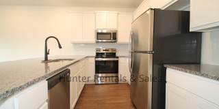 Upscale Three-bedroom Townhome! Gallery 11