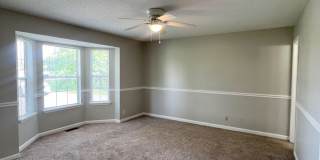 Move-In Special Available! Large Deck and Fenced Backyard! Gallery 14