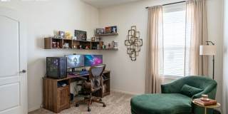 Beautiful 3-bedrooms, 2-baths home in the Stoneridge community! Gallery 7