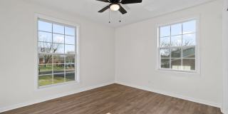 Pet Friendly Renovated Three Bedroom with Basement! Gallery 23