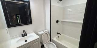 Beautiful 3 Bedroom, 2 Bathroom Home with Private Drive and Large Yard! Gallery 20