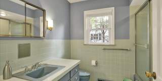 1424 CENTER Road Gallery 26