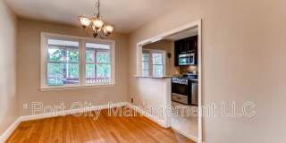 8617 Oak Road - Gallery 21