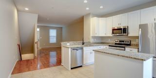 3BR, 3BA, 1-Car Garage Townhome in Howard Square Gallery 7