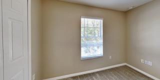 1845 Holton Road Gallery 15