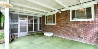 3707 East 29th Street Gallery 21