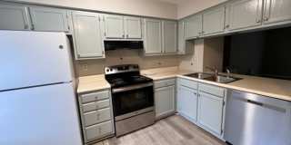 Room in 3 Bedroom Home at Lex Dr Gallery 1