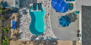 2084 GROVE STREET Gallery 23