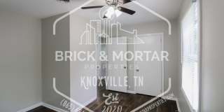 907 Cherokee Street Gallery 12