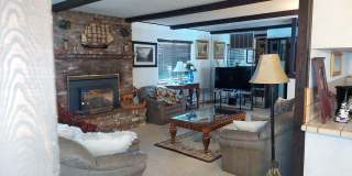 Large furnished 4 bedroom home with 2 car garage Gallery 5
