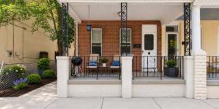 AUGUST 1 Beautiful 3 bedroom 1 bath house - private yard - ample parking quiet street Gallery 21