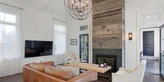 1013 Euclid Avenue Gallery 10